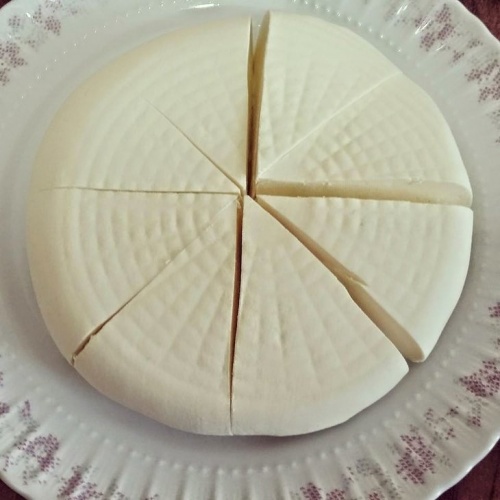 Yemekten Hemen Sonra Peynir Yerseniz...