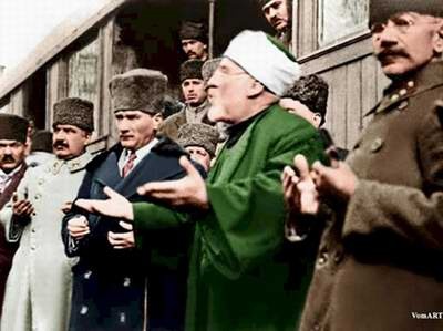 İslam'ın En Büyük Evladı; Mustafa Kemal...
