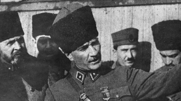 İslam'ın En Büyük Evladı; Mustafa Kemal...