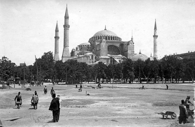 Osmanlı Döneminde İstanbul! ilk Kez Göreceksiniz...